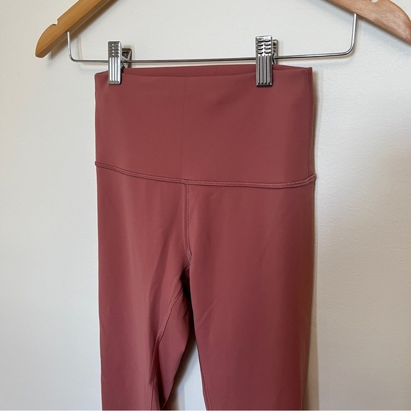 Lululemon Align Crop Leggings in Mauve Size 4 - Picture 2 of 4